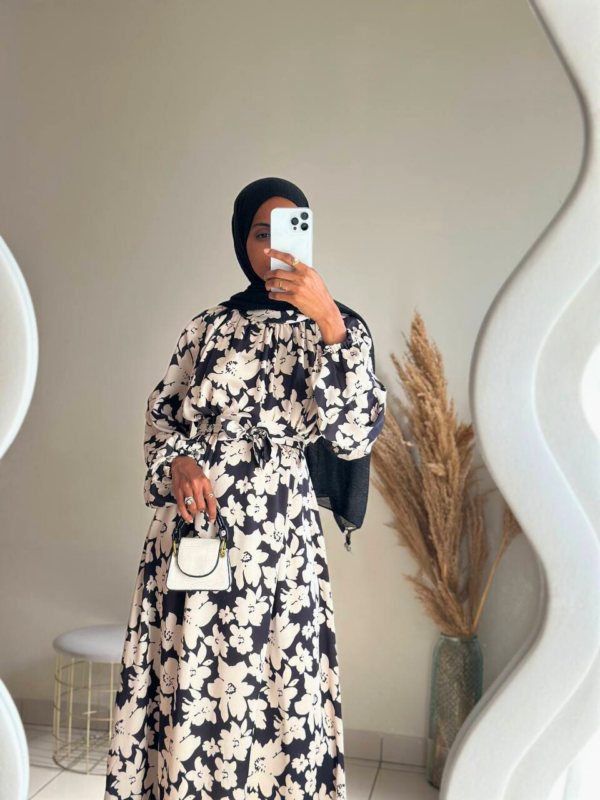 Robe Fleurie Noire et Beige