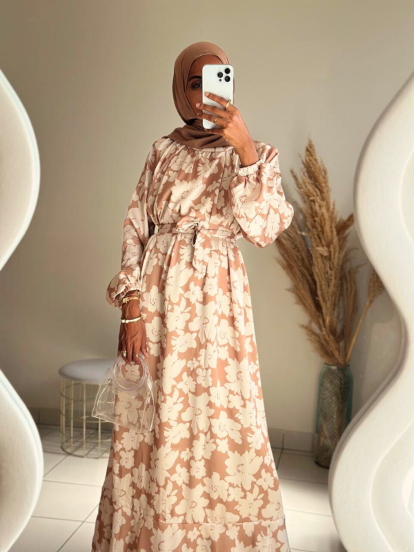 Robe Fleurie Satin Beige Doré