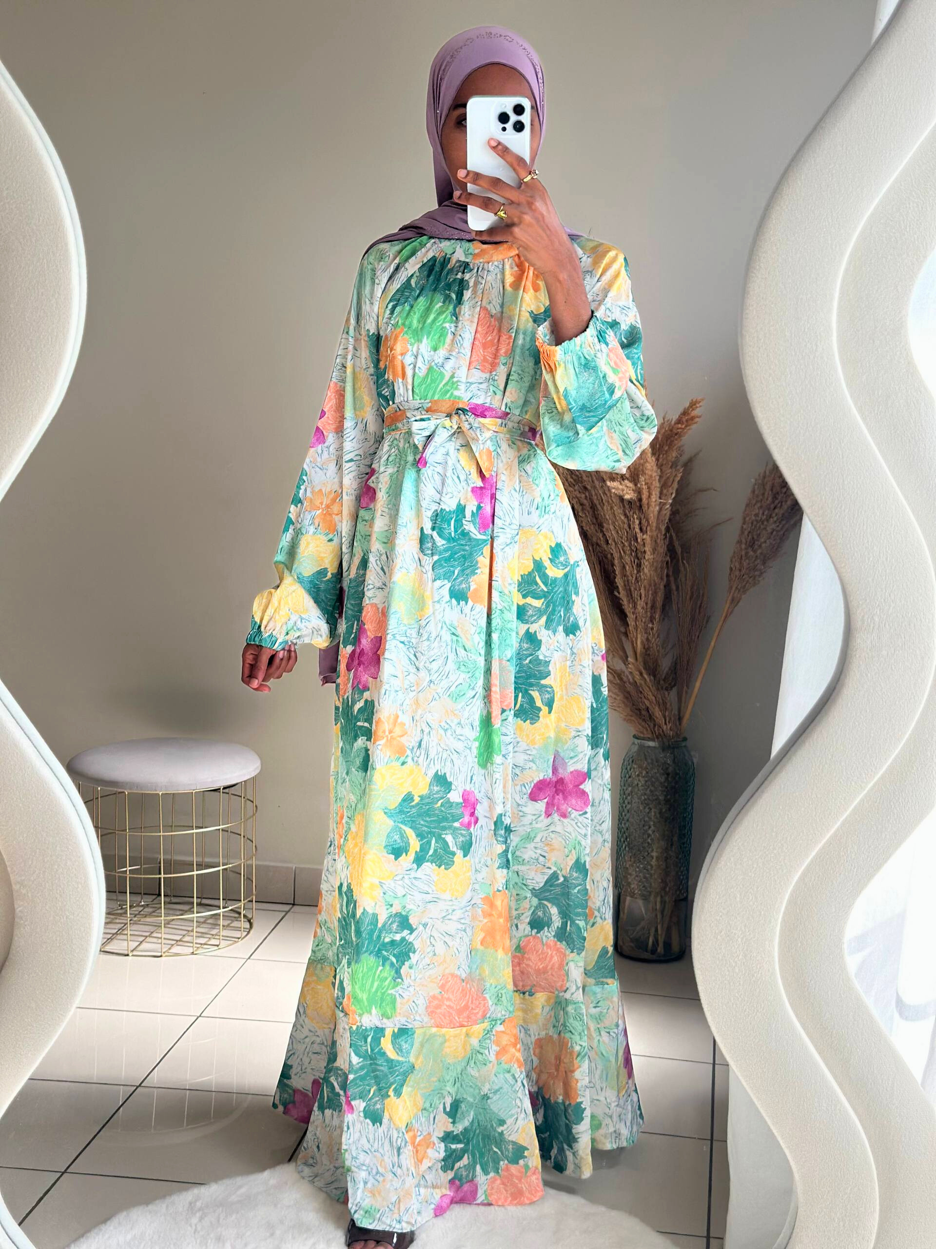 Robe Longue Satin Fleurie verte Robe Longue Satin Fleurie verte – Image 3